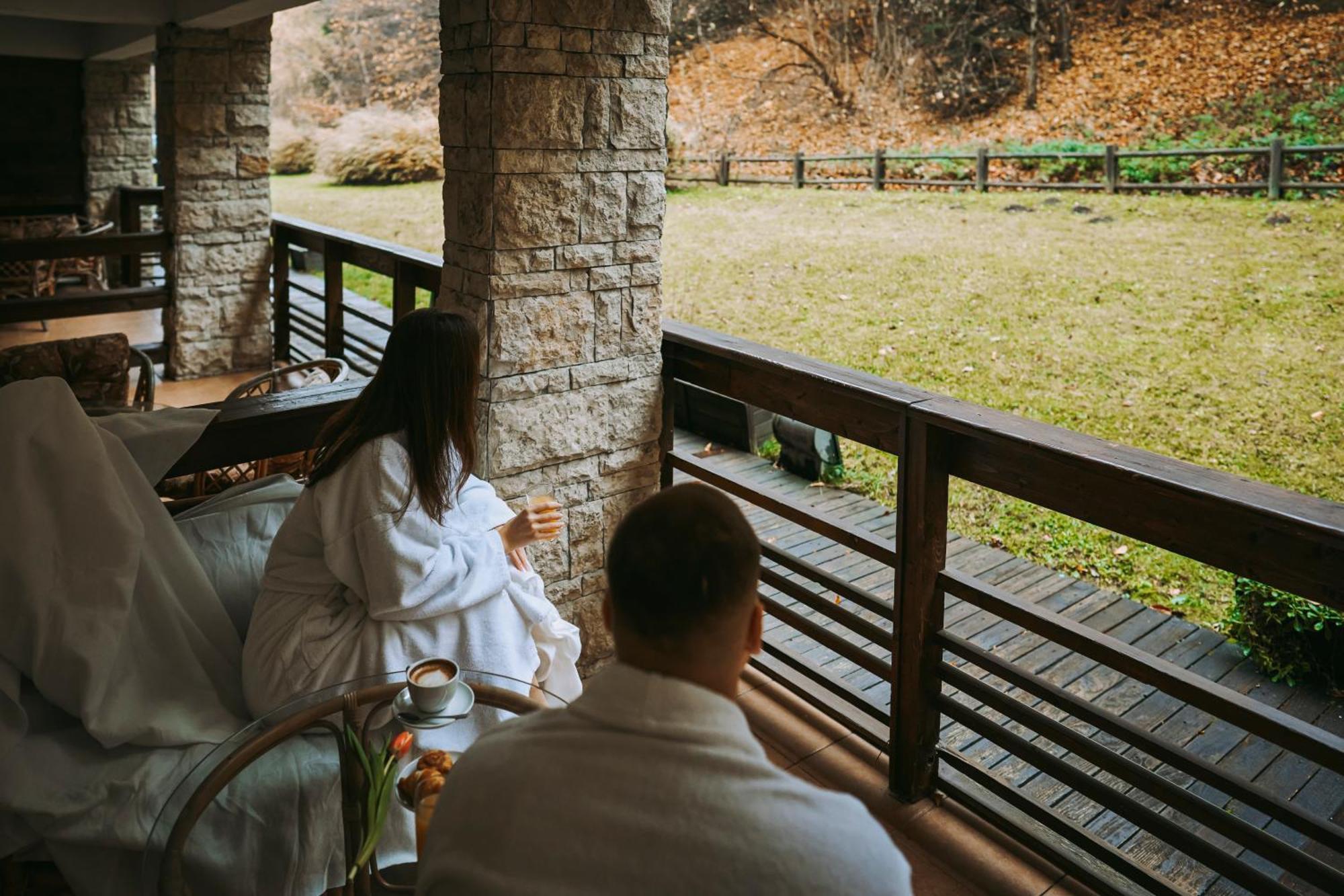 Hotel & Restaurant Sofia 苏恰维塔 外观 照片